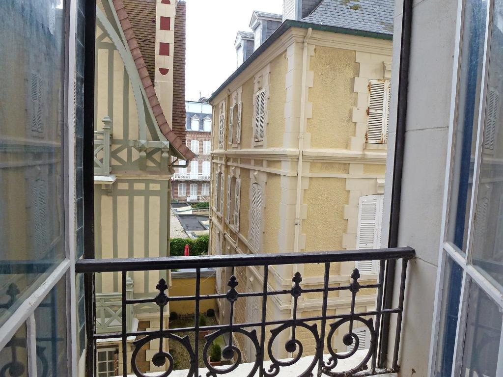 Paradis Les Pieds Sur Le Sable Trouville Palace Trouville-sur-Mer Quarto foto